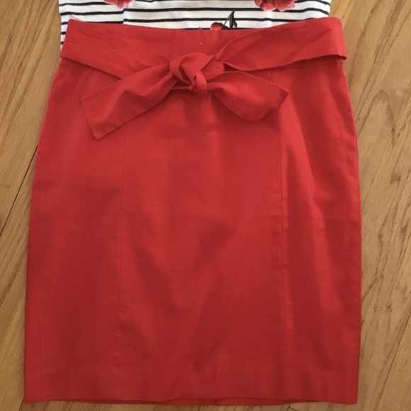 🆕 Banana Republic Red Skirt with Waist Sash (Cotton- Linen- Spandex Blend) NWT - Picture 4 of 7